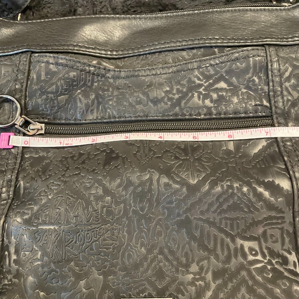 🎄10/$10🎄Sakroots Arcadia Recycled Crossbody - Picture 14 of 16